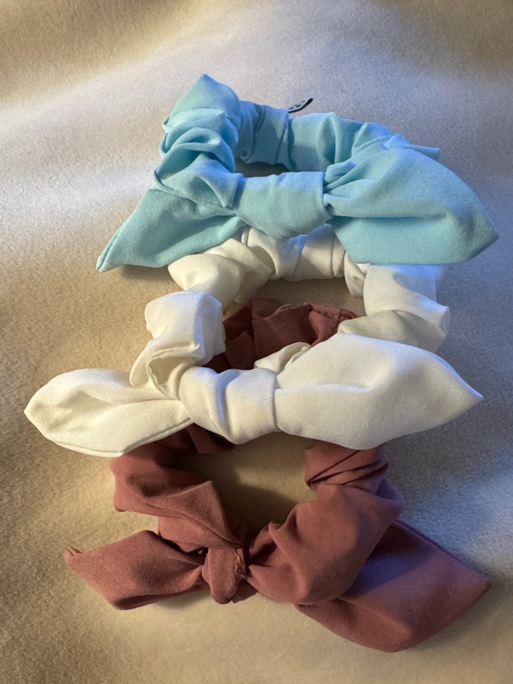 Lululemon Bow knot Scrunchie - Mint, White, Mauve